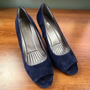 Easy Spirit Keimi Blue Sheep Suede Peep Toe Heels Sz 10W Style # ES1001